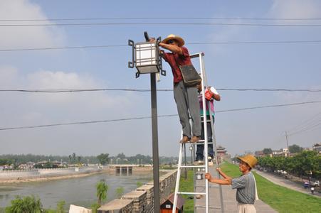 技術(shù)團(tuán)隊(duì) 